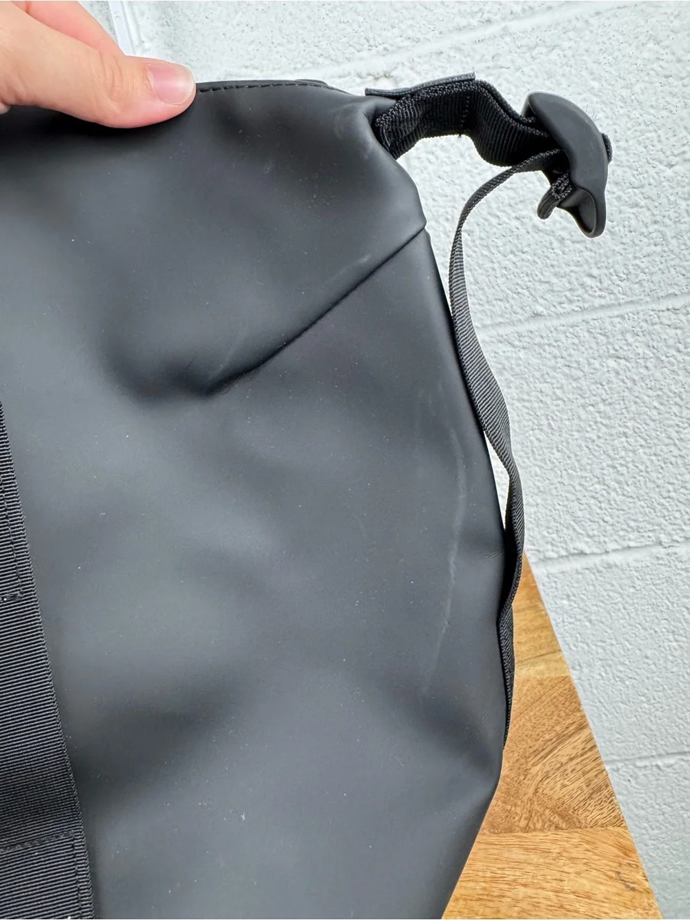RAINS Black Waterproof Weekend Duffle Bag Shoulder Travel Gym Tote